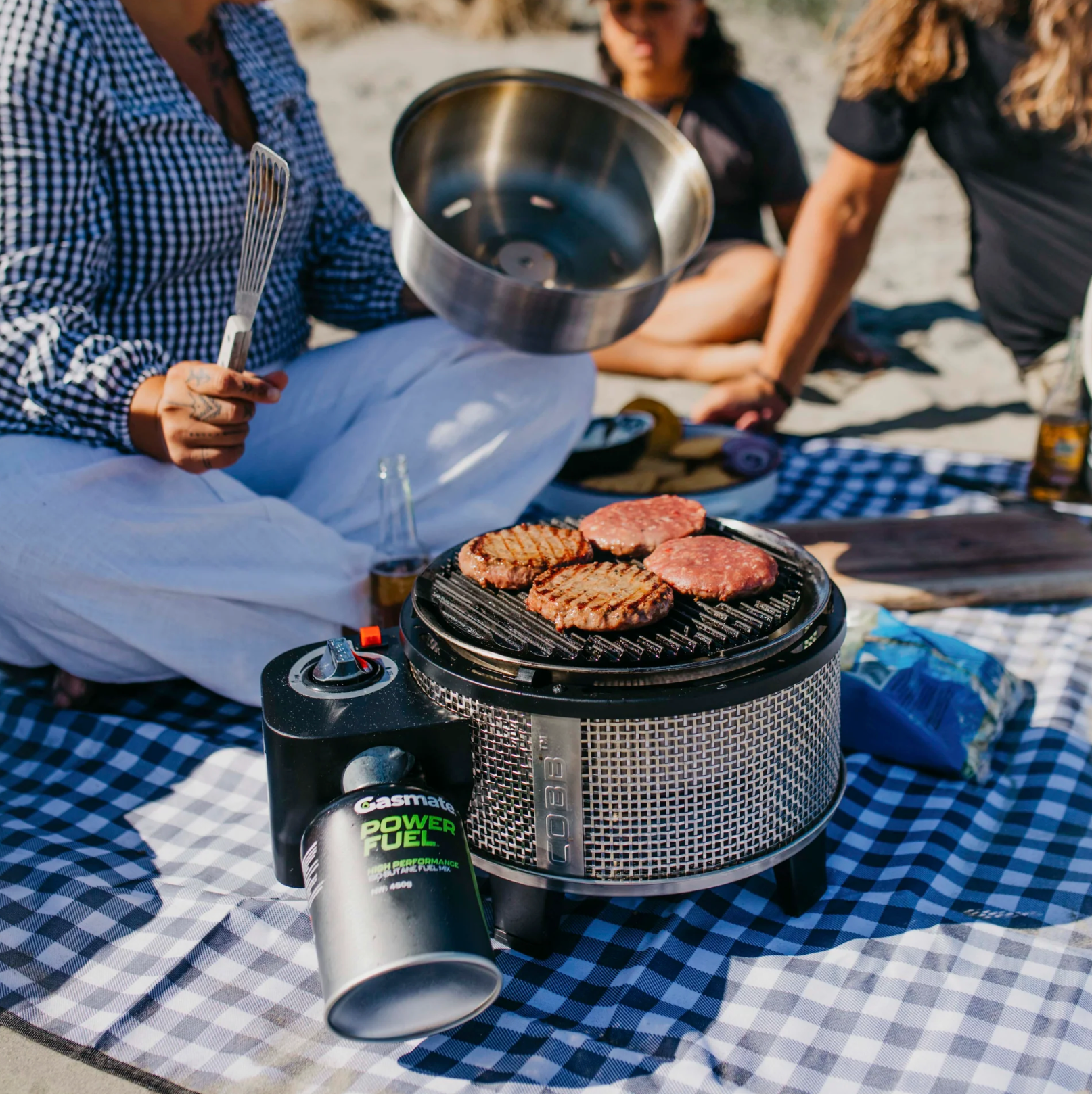 COBB Grill Gas Bundle with Free Pizza Stone