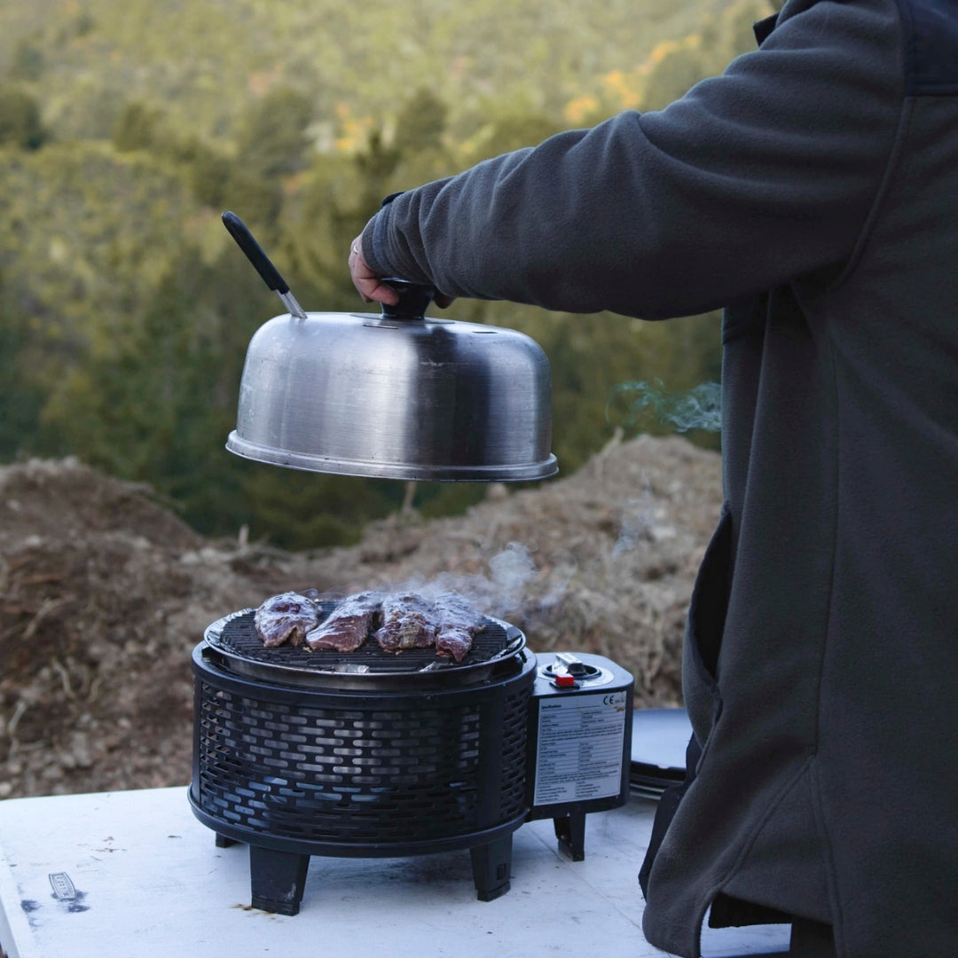 COBB Black Gas Bundle with Free Pizza Stone
